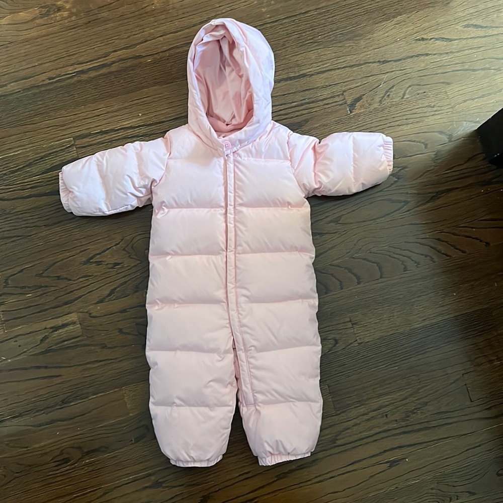 EUC BabyGap Pink One Piece Snowsuit size 12-18 months